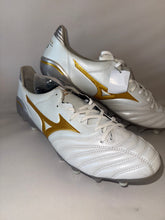 Load image into Gallery viewer, Mizuno Moreila Neo Sg
