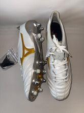 Load image into Gallery viewer, Mizuno Moreila Neo Sg