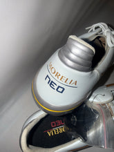 Load image into Gallery viewer, Mizuno Moreila Neo Sg