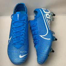 Load image into Gallery viewer, Nike mercurial vapor 13 elite