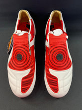 Load image into Gallery viewer, Nike total 90 laser Uk 8