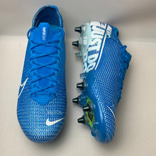 Load image into Gallery viewer, Nike mercurial vapor 13 elite