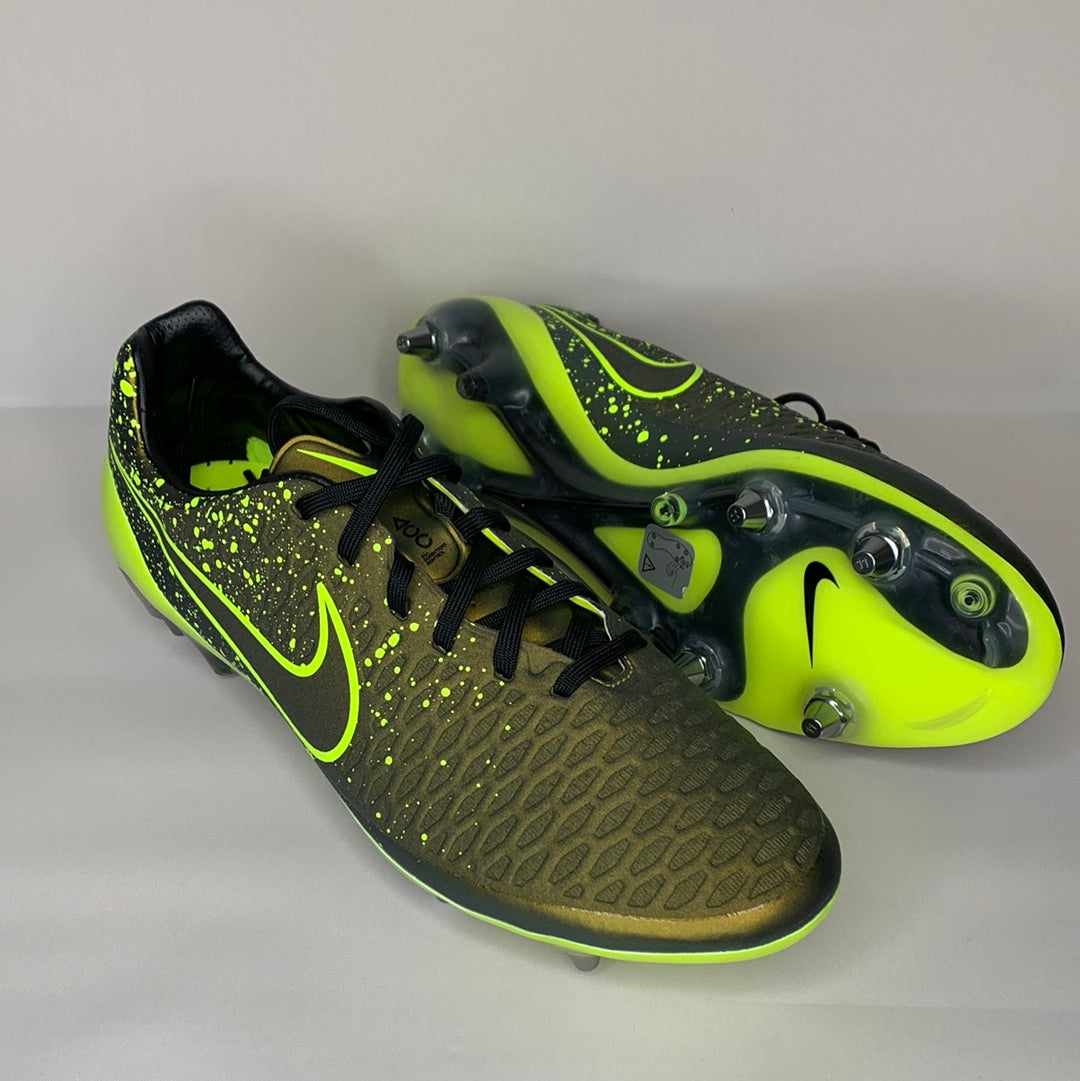 Hmpsazamgarh Nike Magista Opus Sg Green NIKE MAGISTA OPUS SG PRO UK 10